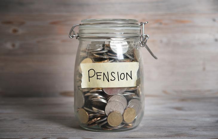 Navigating the Pension Landscape: Choosing the Right Plan